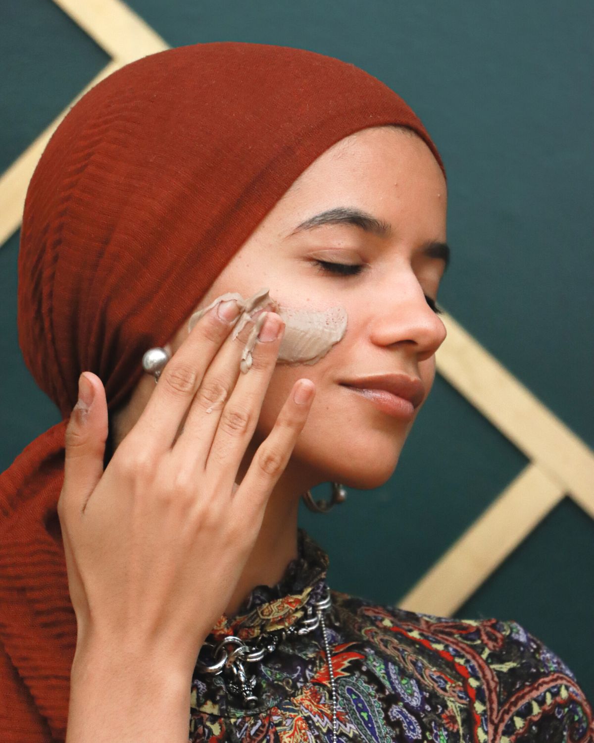 Moroccan Rhassoul Mud Mask - Henna Sooq